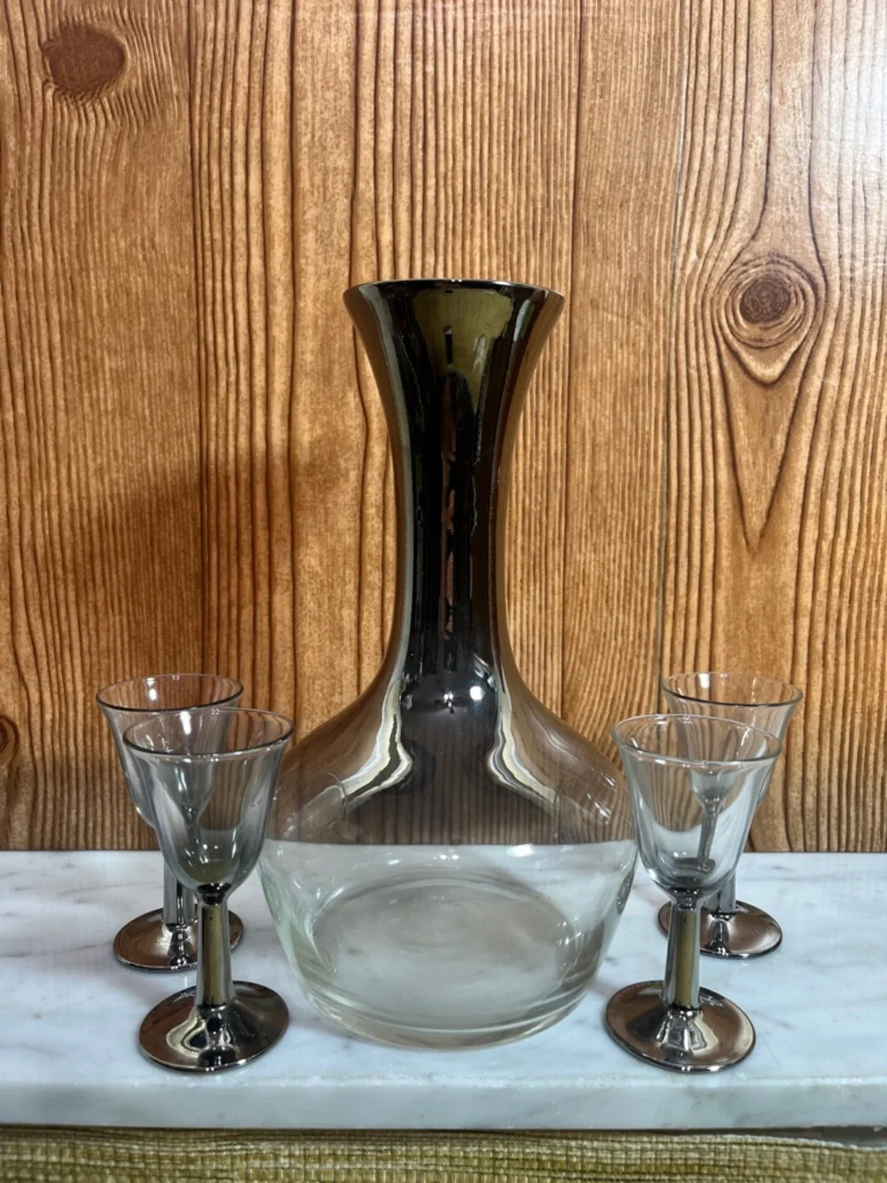 Glass Decanter with Silver Fade 4 Matching Cordial Stemware Glasses